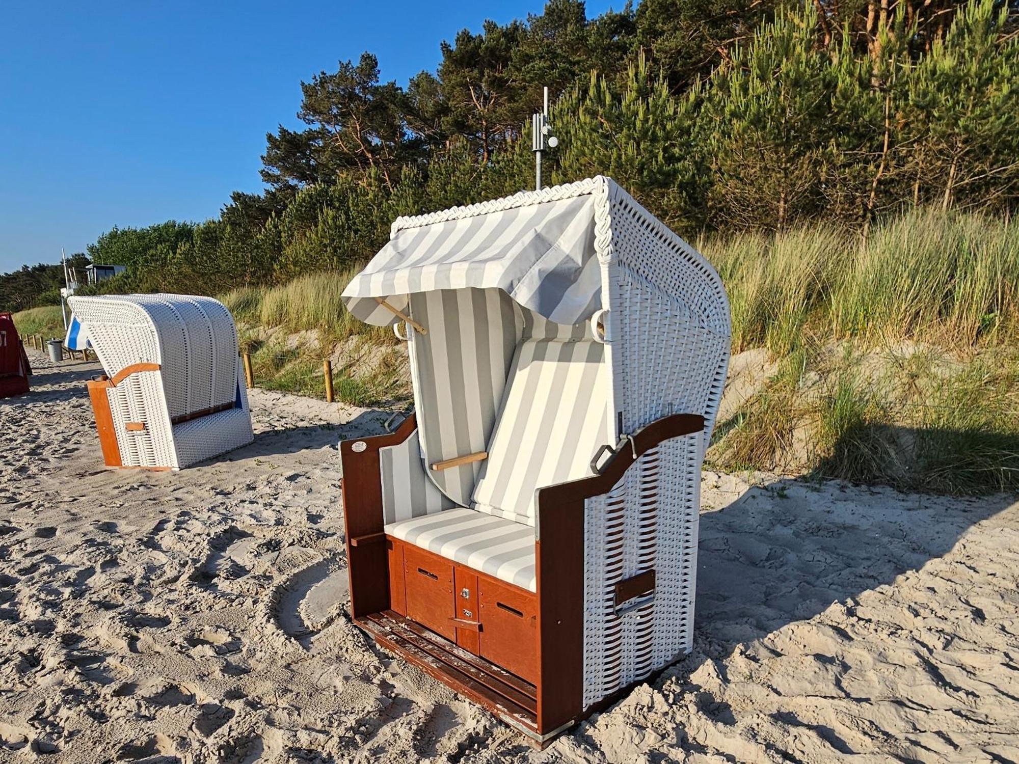 Ankerplatz Am Suedstrand, Fewo Mit 2 Schlafzimmer Und Eigenen Strandkorb Binz Bagian luar foto